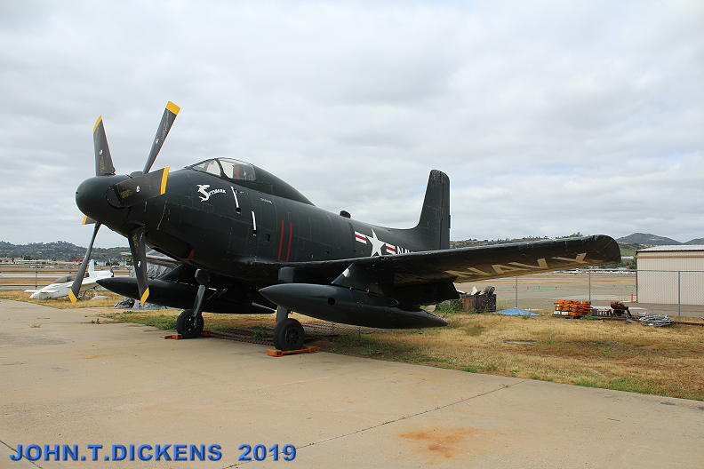 DOUGLAS A2D-1 SKYSHARK 125485